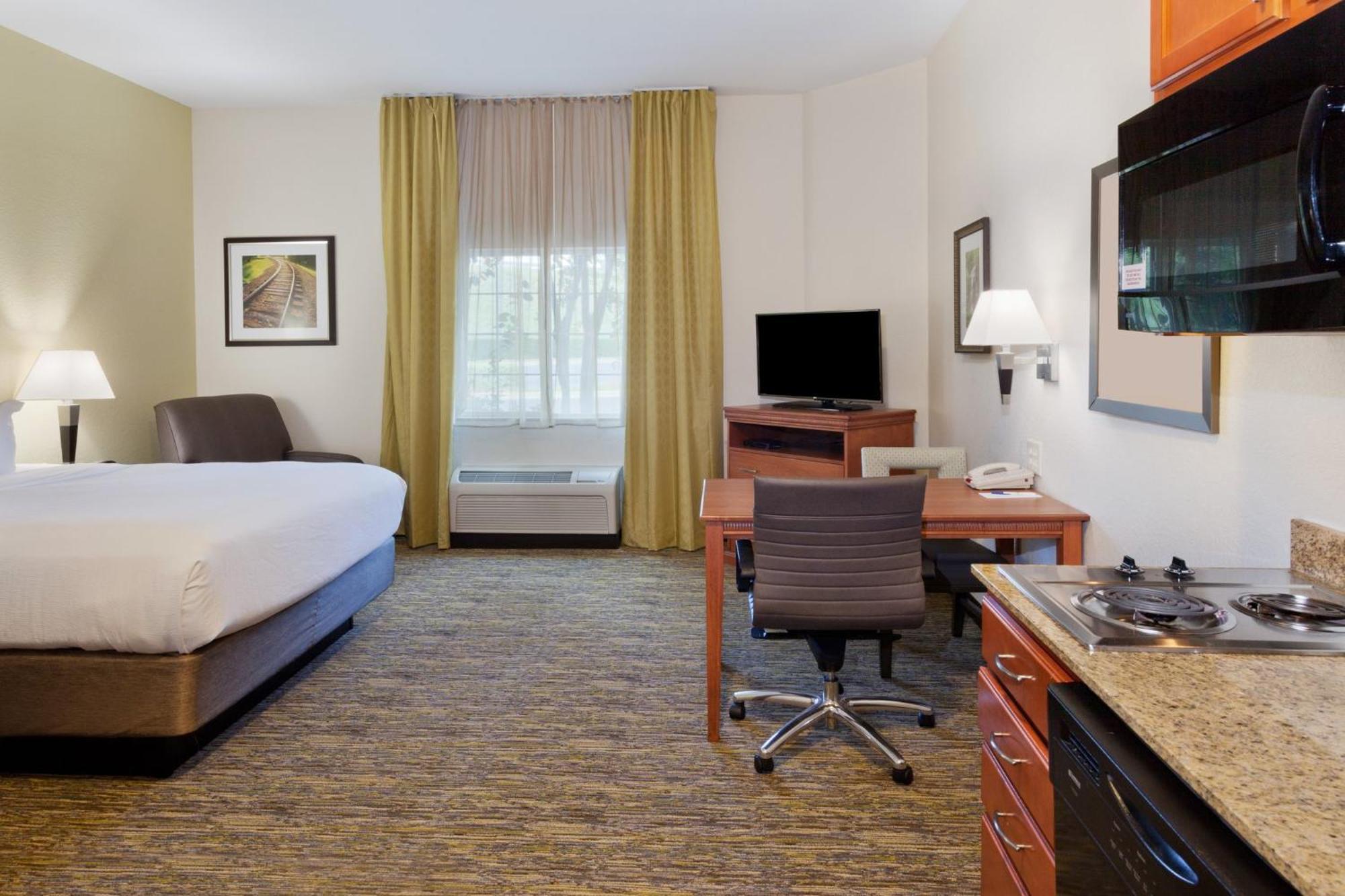 מונטגומרי Candlewood Suites Eastchase Park By Ihg מראה חיצוני תמונה